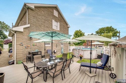 455 Columbia Blvd, Wood-Ridge NJ  07075-1601 exterior