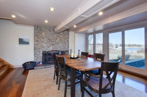 57 Esmond Ave, North Kingstown RI  02852-4903 exterior