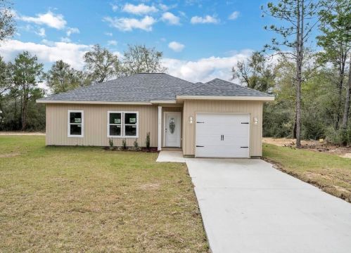 117 Buckeye St, Defuniak Springs, FL 32433-6840