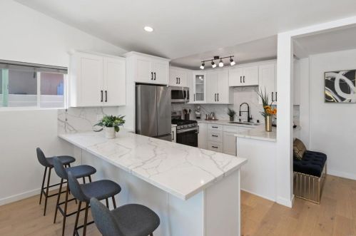 4633 Mount Armet Dr, San Diego CA  92117-4718 exterior