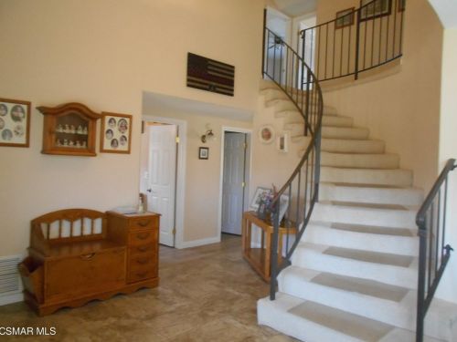 2912 Sapphire Ave, Simi Valley, CA 93063-2155