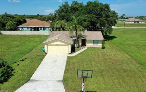 2520 14th Ave, Cape Coral, FL 33993-8543