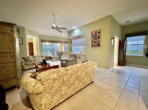 2028 Valencia Dr, Delray Beach FL  33445-5326 exterior