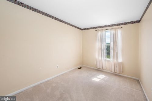 492 Devon Ct, Downingtown PA  19335-4221 exterior