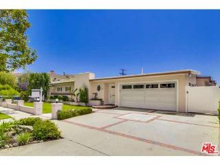 5948 Abernathy Dr, Los Angeles, CA 90045-1622