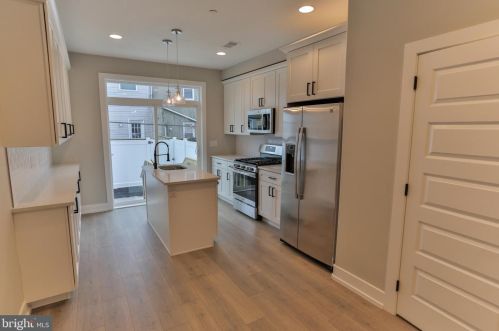 618 Mckean St, Philadelphia PA 19148-2208 exterior