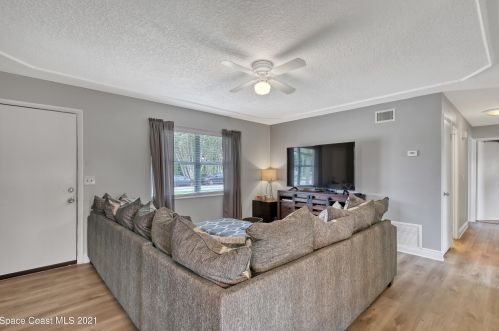 2720 Venus Dr, Titusville FL  32796-2510 exterior