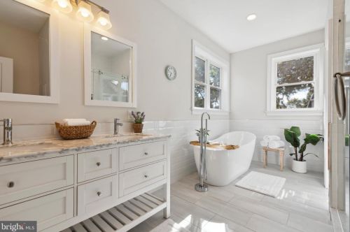 5010 Hazel Ave, Philadelphia PA  19143-1622 exterior