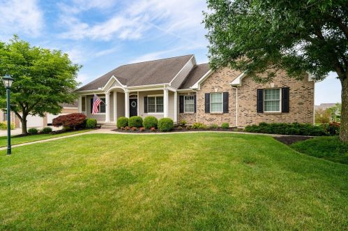 1267 Scottsgate Ct, Xenia, OH 45385-7062