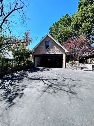 1524 Fallowfield Ave, Pittsburgh PA  15216-3753 exterior