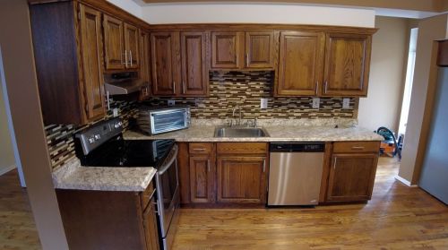 5715 Howe St, Pittsburgh, PA 15232-2685
