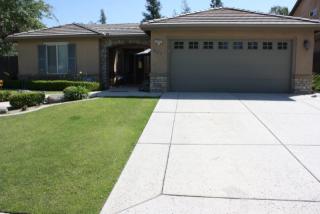 907 Vermillion Dr, Bakersfield, CA 93312-6507