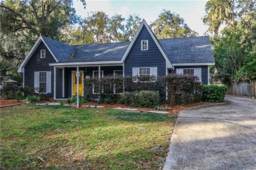 1306 Forest Dr, Sanford, FL 32771-4653