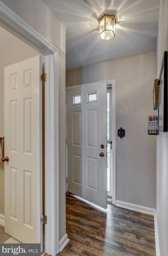 834 Ocean Ave, Lancaster PA  17603-5068 exterior