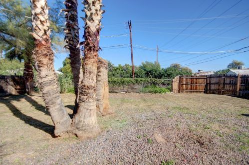 5711 35th Ave, Phoenix AZ 85053-1623 exterior