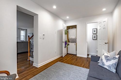 1733 Hawthorne Ave, Pittsburgh PA 15205-4541 exterior