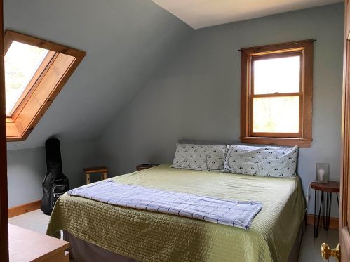 40 Emerald Dr, Hillsboro NH  03244-5021 exterior