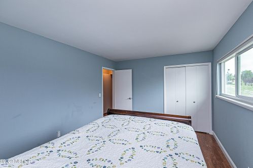 275 Meadowbrook Dr, Santa Maria CA  93455-3604 exterior