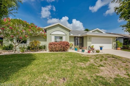 1232 22nd Ave, Cape Coral, FL 33993-5935