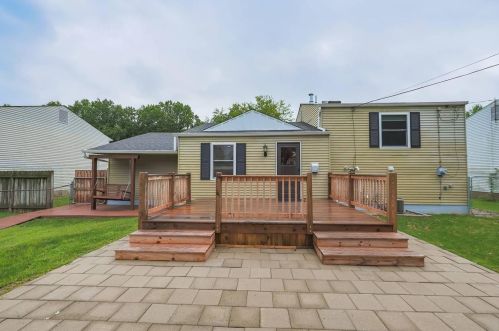 5719 Tall Oaks Dr, Milford OH  45150-2525 exterior