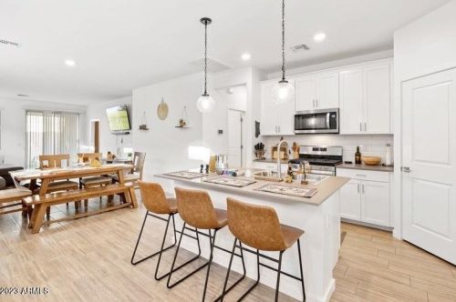 13610 142nd Dr, Sun City, AZ 85379-8720