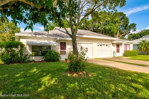 121 Mcneela Dr, Titusville, FL 32796-3295