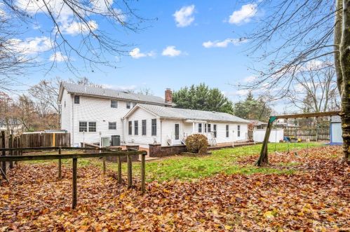 329 Summerhill Rd, East Brunswick, NJ 08816-4237