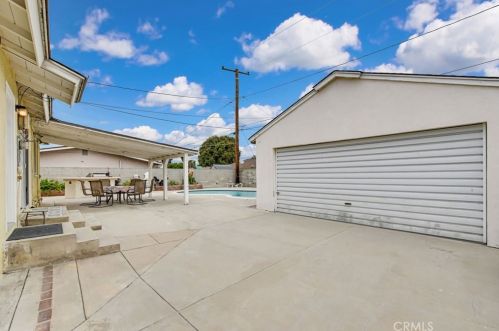 223 Benbow St, Covina CA 91722-2909 exterior