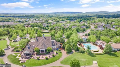 6352 Cullen Pl, Haymarket VA  20169-5400 exterior