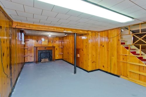 151 El Paso St, Springfield MA  01104-2101 exterior