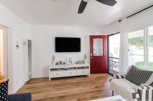 1137 Cypress Ave, Redlands CA  92373-5723 exterior