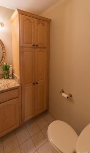 9 Magnolia Ln, Warwick NY  10990-3850 exterior