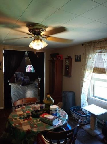 3429 Sandy Lake New Lebanon Rd, Sandy Lake, PA 16145-2915