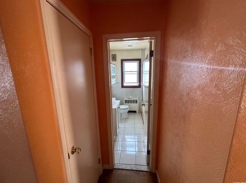 226-06 147th Ave, Jamaica, NY 11413-5212
