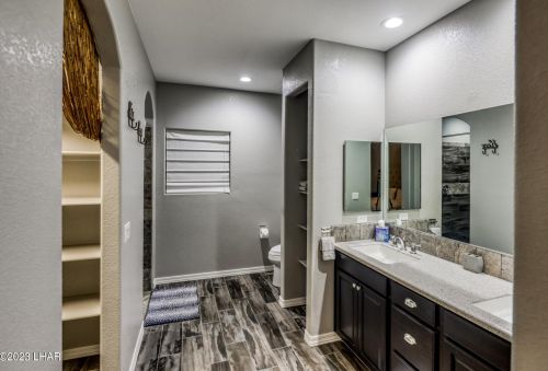 160 Cypress Dr, Lake Havasu City AZ  86403-6813 exterior