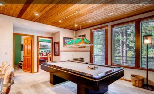 333 Skidder Trl, Truckee CA 96161-3931 exterior