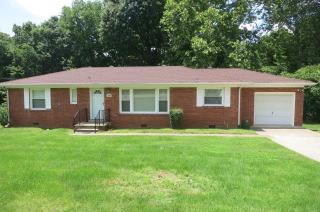 24 Bunker Hill Rd, Clarksville, TN 37042-7611