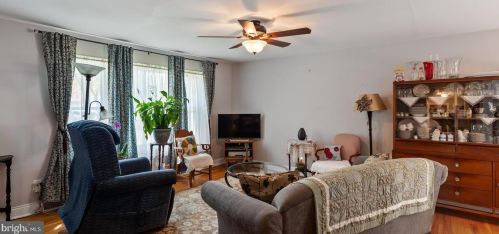 401 Latona Ave, Trenton NJ 08618-2716 exterior