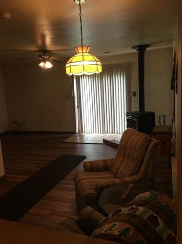 114 Lower Drennen Rd, New Kensington, PA 15068-1602