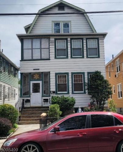 138 15th St, Bloomfield, NJ 07003-5847