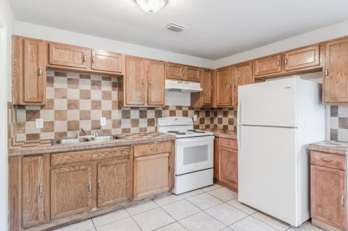 122 Atlas Dr, Apopka FL 32703-4781 exterior