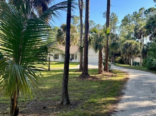 4580 1st Ave, Naples FL  34119-2651 exterior