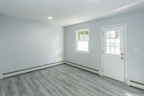 136 Bishop Rd, Babylon NY  11704-5246 exterior