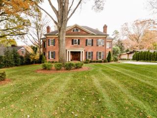 3811 Arborway, Charlotte, NC 28211-3709