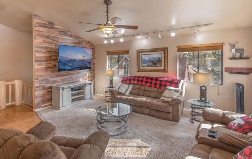 329 Fairway Blvd, Big Bear City CA  92314-8879 exterior