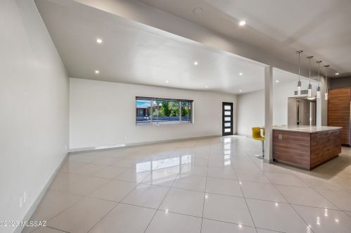 5125 Burns St, Tucson AZ  85711-3123 exterior