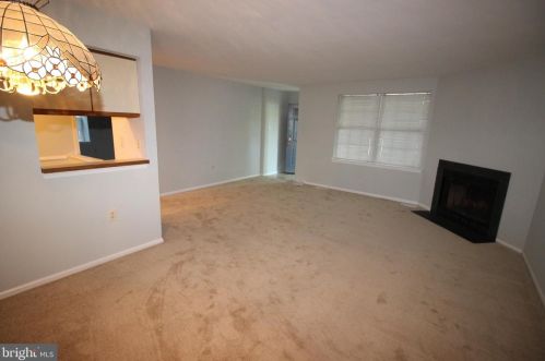 11 Belmont Sta, Southampton PA  18966-3766 exterior