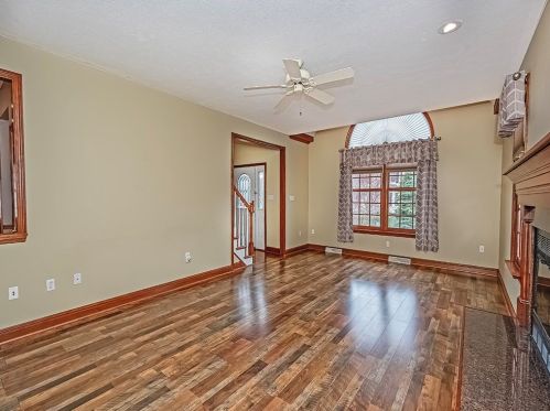 1640 Norman Dr, Sewickley PA  15143-8557 exterior