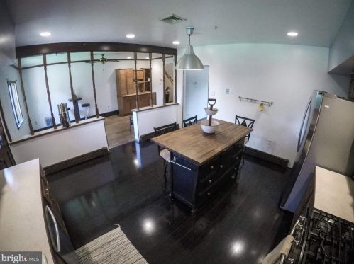 619 Davis Rd, Cheltenham PA  19012-1636 exterior