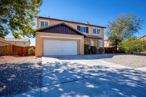 12955 Georgetown Ln, Victorville, CA 92392-8329